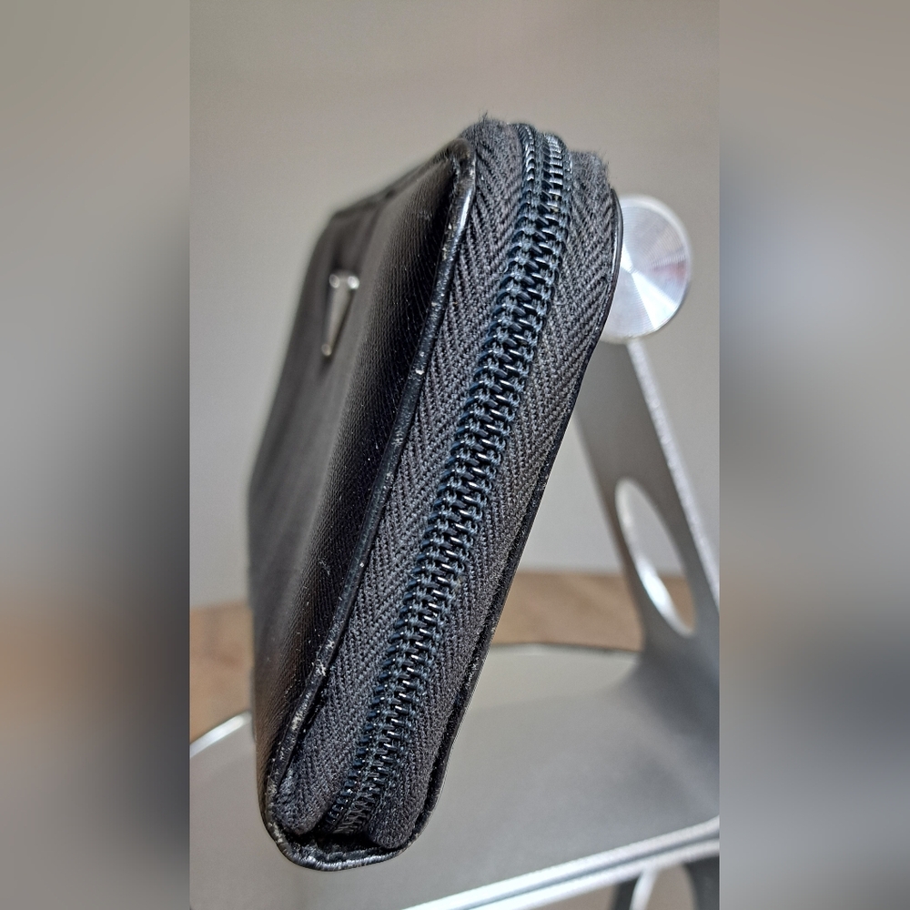 Prada Black Saffiano Leather Zip-Around Wallet - Picture 4 of 16